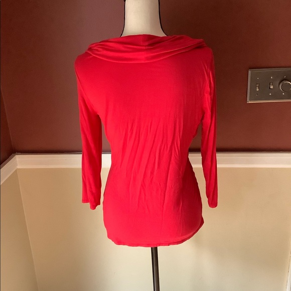 Red Adrienne Vittadini Shirt - Picture 2 of 4